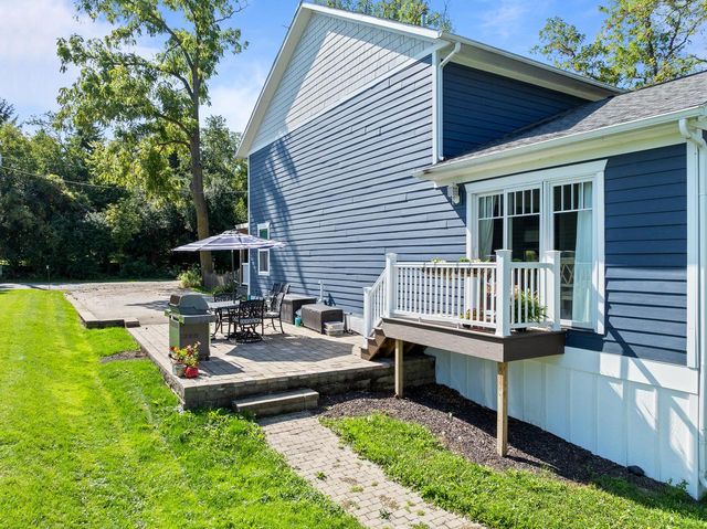 W3608 Glenmore AVENUE, Lake Geneva, WI 53147