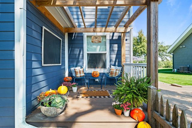 W3608 Glenmore AVENUE, Lake Geneva, WI 53147