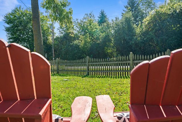 W3608 Glenmore AVENUE, Lake Geneva, WI 53147