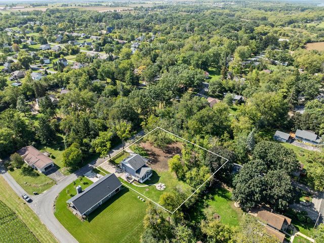 W3608 Glenmore AVENUE, Lake Geneva, WI 53147