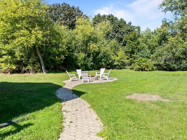 W3608 Glenmore AVENUE, Lake Geneva, WI 53147