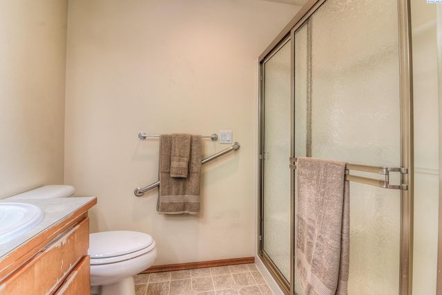 3629 Lincoln Way, Lynwood, WA 98087