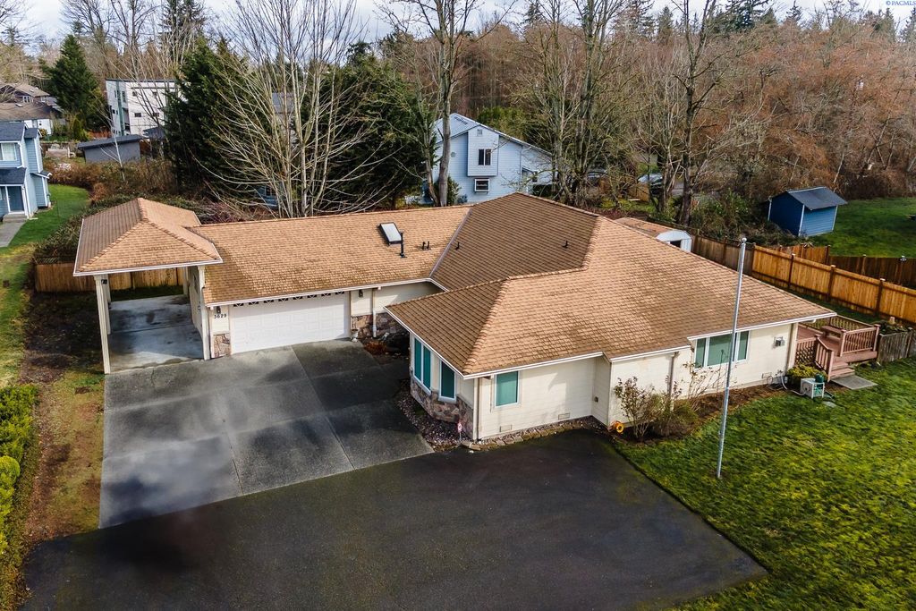 3629 Lincoln Way, Lynwood, WA 98087