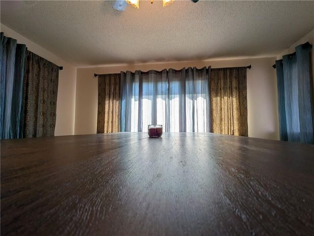 511 N 2nd Street, Hiawatha, KS 66434