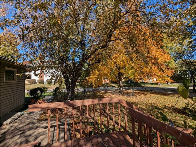 511 N 2nd Street, Hiawatha, KS 66434