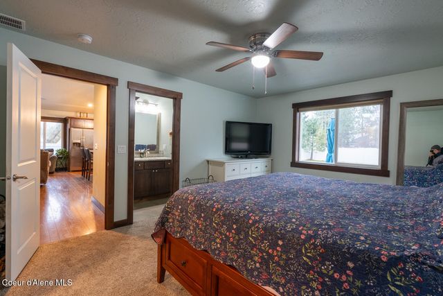 15382 N WASHINGTON ST, Rathdrum, ID 83858