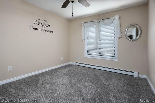 1700 River Road 10, Marysville, MI 48040