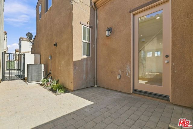 20115 Pienza Lane, Porter Ranch (los Angeles), CA 91326