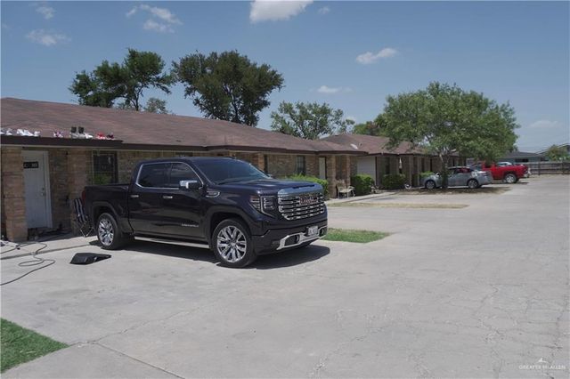 8005 Cisne Street, Pharr, TX 78577