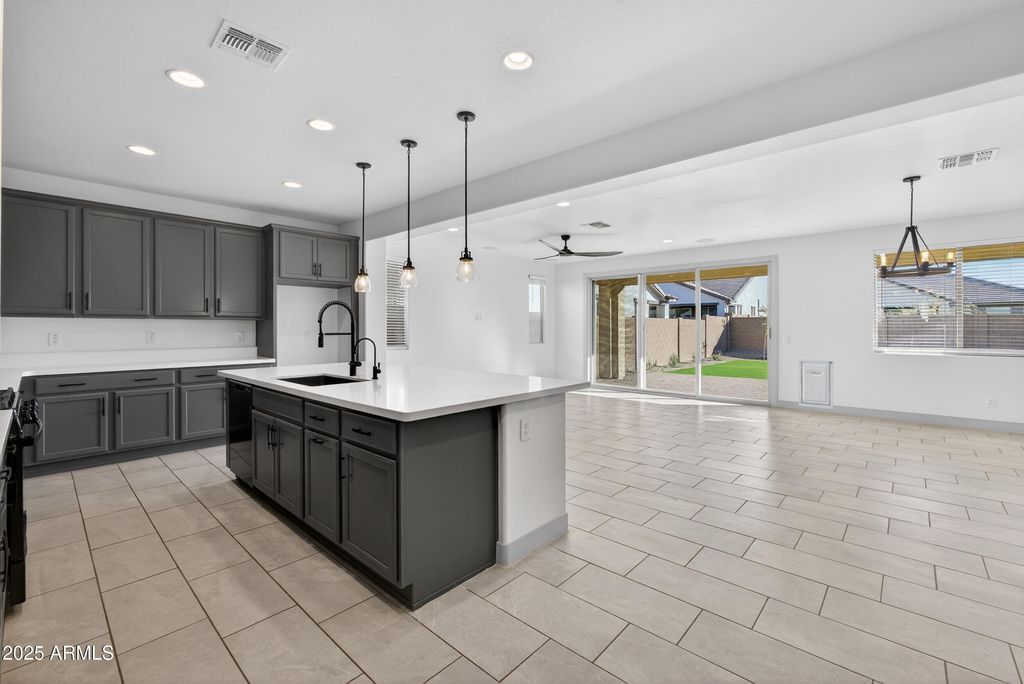 23301 S 229TH Place, Queen Creek, AZ 85142 — photo 2