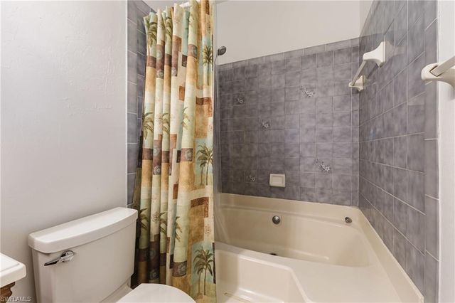 315 NW 7th TER, Cape Coral, FL 33993