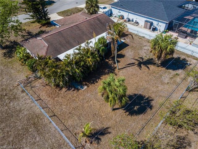 315 NW 7th TER, Cape Coral, FL 33993