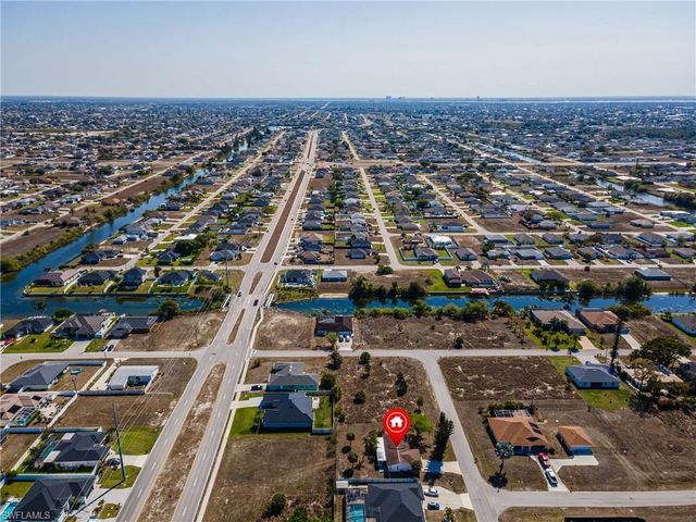 315 NW 7th TER, Cape Coral, FL 33993