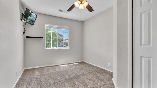 7039 Husky Drive NE, Rio Rancho, NM 87144