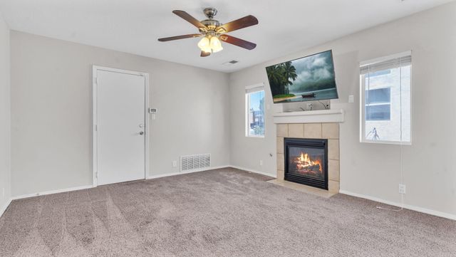 7039 Husky Drive NE, Rio Rancho, NM 87144