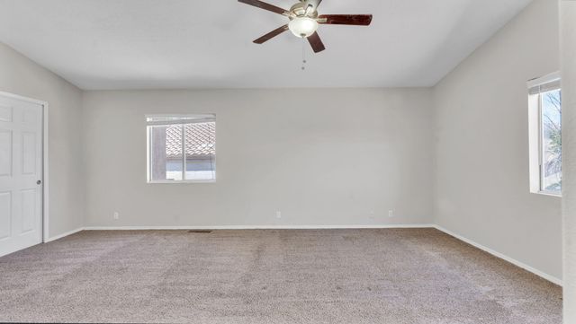 7039 Husky Drive NE, Rio Rancho, NM 87144