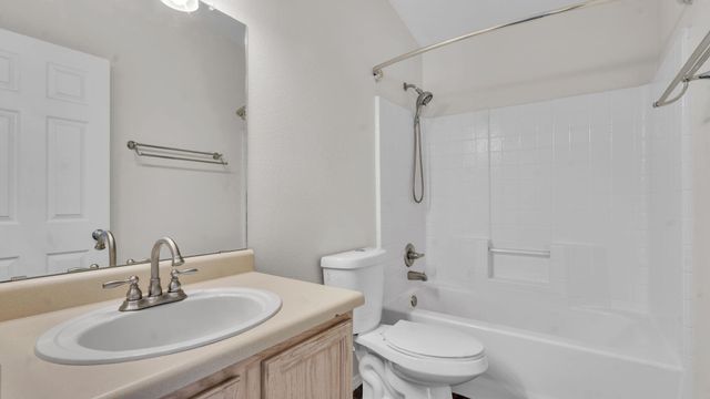 7039 Husky Drive NE, Rio Rancho, NM 87144