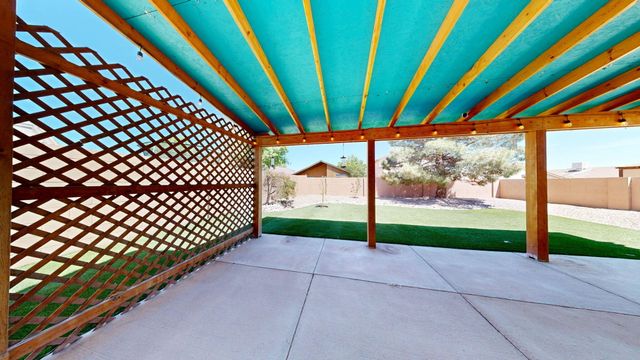 7039 Husky Drive NE, Rio Rancho, NM 87144