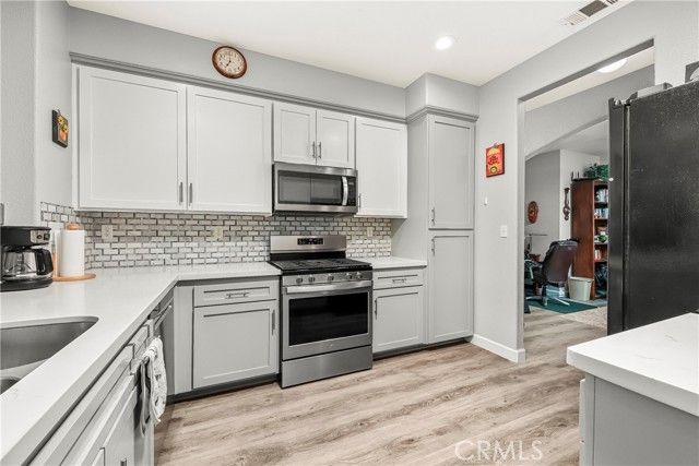 40266 Racquet, Palmdale, CA 93551