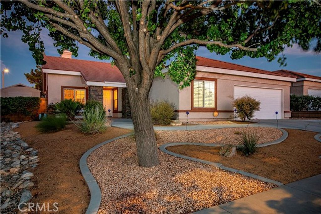 40266 Racquet, Palmdale, CA 93551