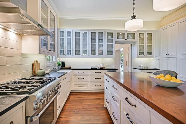 3423 Mount Barker DR, Austin, TX 78731