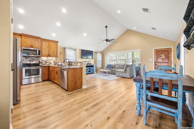 1306 Live Oak, Spring Branch, TX 78070