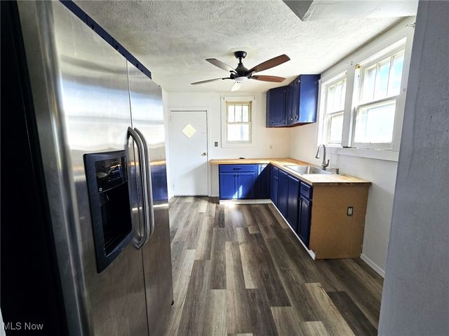 1109 36th Street, Parkersburg, WV 26104