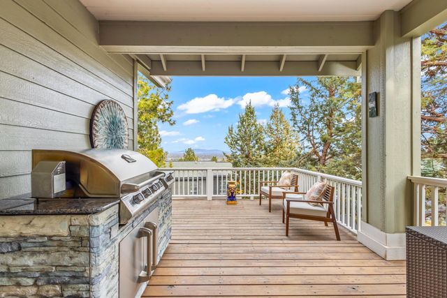 1200 NW Constellation Drive, Bend, OR 97703