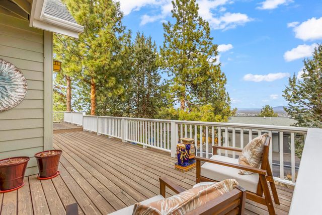 1200 NW Constellation Drive, Bend, OR 97703