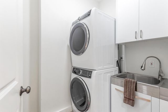 1200 NW Constellation Drive, Bend, OR 97703