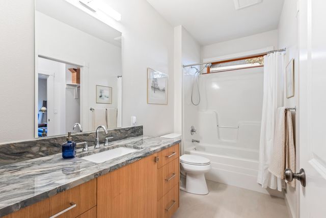 1200 NW Constellation Drive, Bend, OR 97703