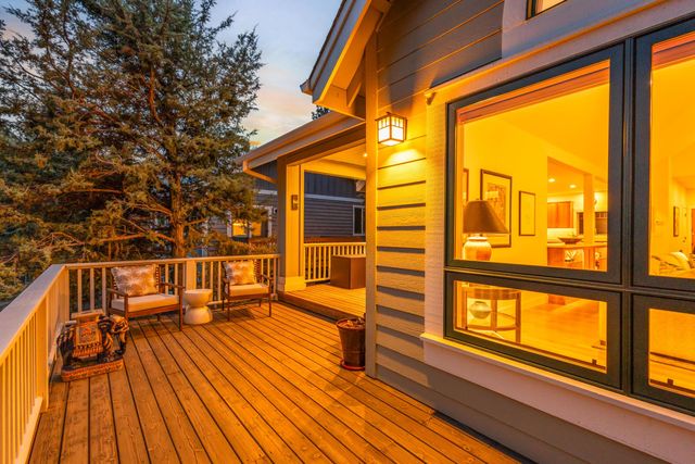 1200 NW Constellation Drive, Bend, OR 97703