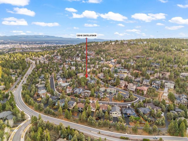 1200 NW Constellation Drive, Bend, OR 97703