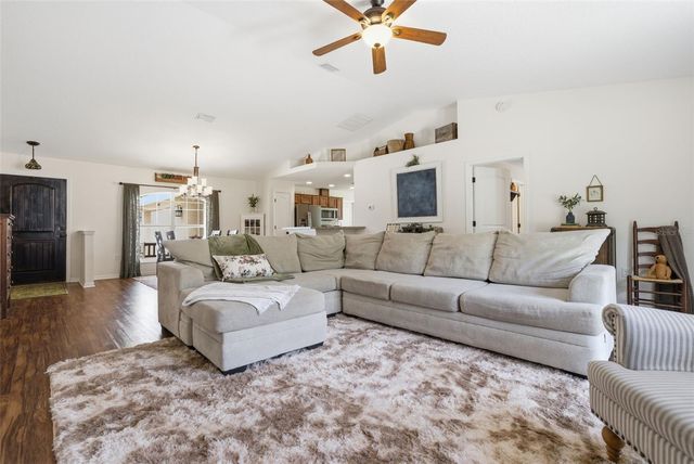 11472 PINE WARBLER AVENUE, Brooksville, FL 34614