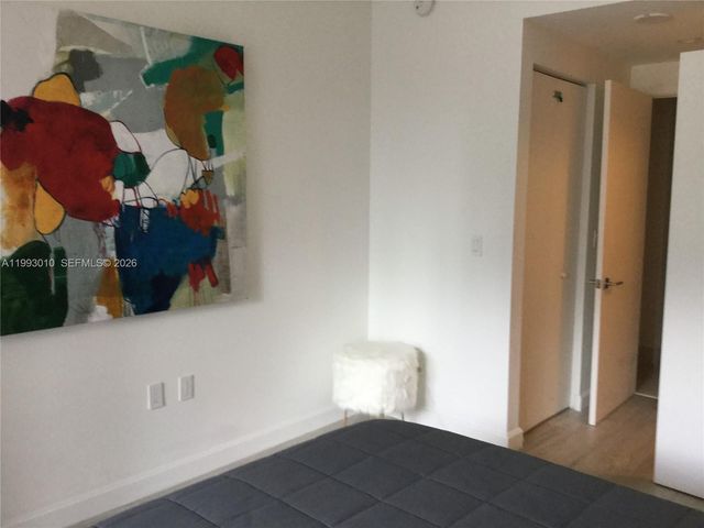 55 SW 9th St 1905, Miami, FL 33130