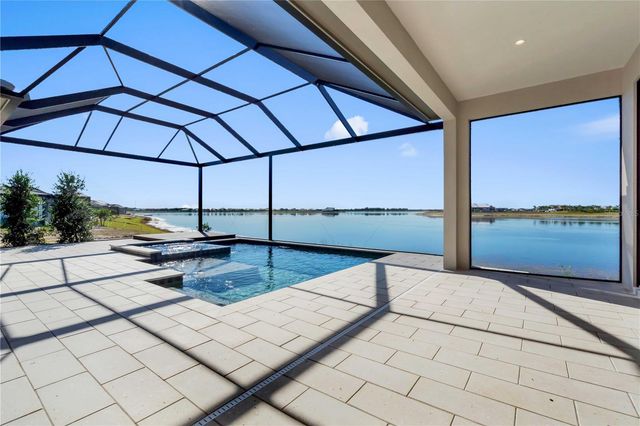 1018 BLUE SHELL LOOP, Sarasota, FL 34240