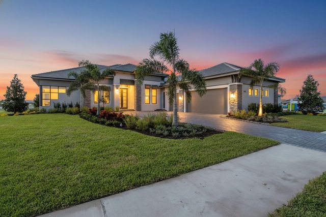 1018 BLUE SHELL LOOP, Sarasota, FL 34240
