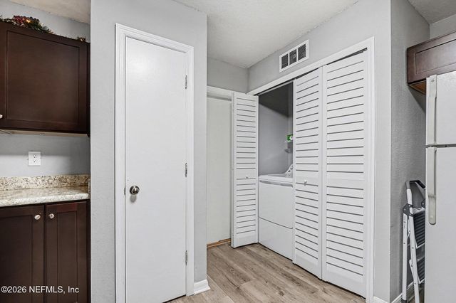 4622 CRIB Court, Jacksonville, FL 32210