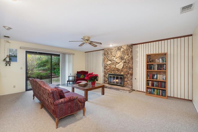 8406 Arbutus Way, Fair Oaks, CA 95628