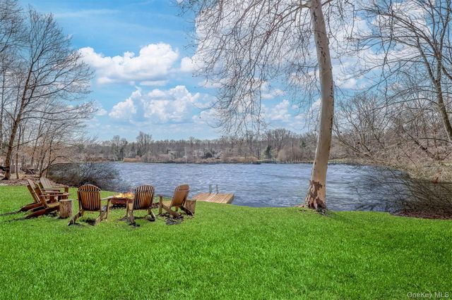 286 S Mountain Road, New City, NY 10956