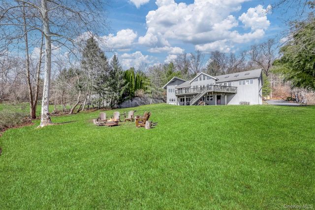 286 S Mountain Road, New City, NY 10956