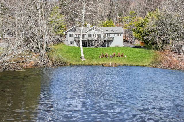 286 S Mountain Road, New City, NY 10956