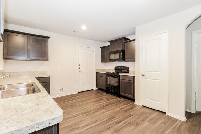 436 Woodhouse Way, Everman, TX 76140