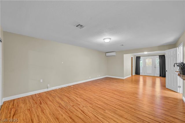 3132 El Camino Road, Las Vegas, NV 89146