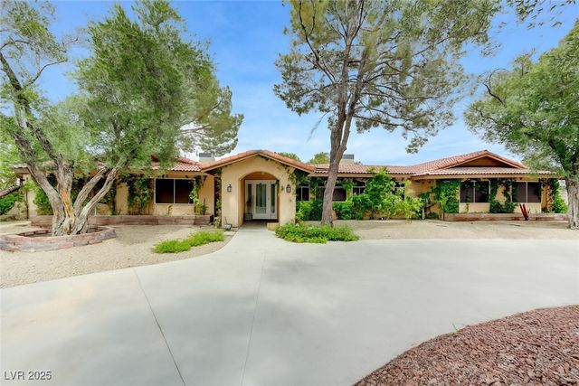 3132 El Camino Road, Las Vegas, NV 89146