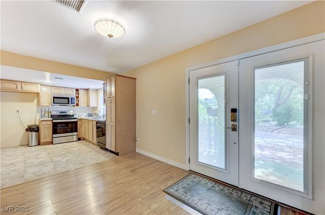 3132 El Camino Road, Las Vegas, NV 89146