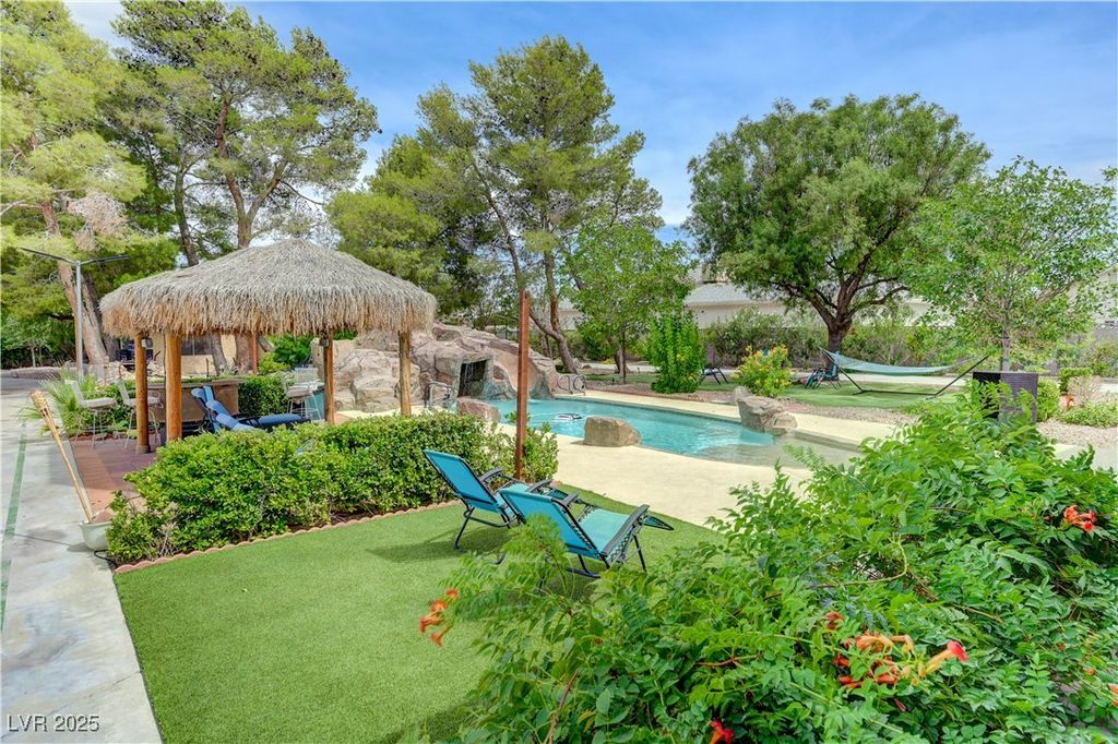 3132 El Camino Road, Las Vegas, NV 89146