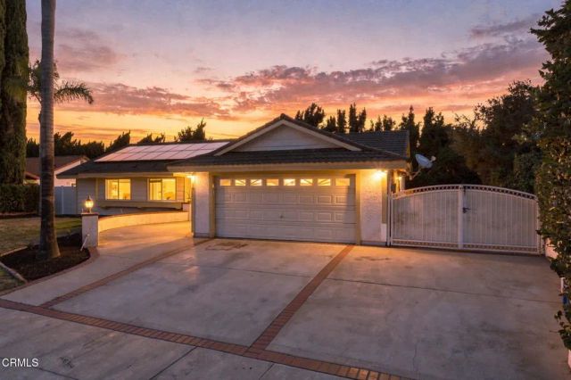 79 E Avenida De Los Arboles, Thousand Oaks, CA 91360