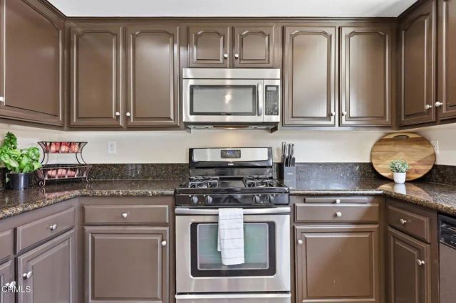 79 E Avenida De Los Arboles, Thousand Oaks, CA 91360
