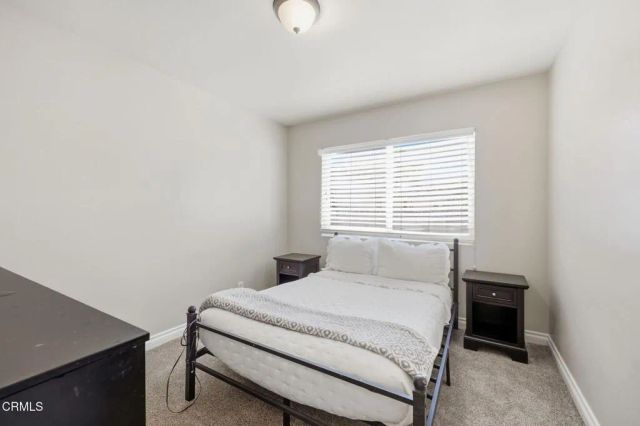 79 E Avenida De Los Arboles, Thousand Oaks, CA 91360
